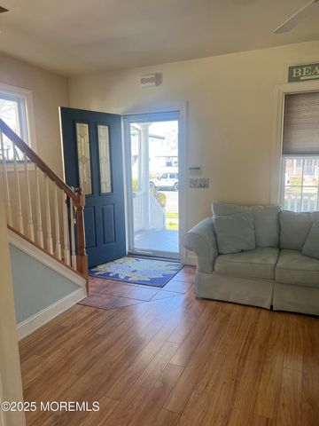 327 Woodland Avenue, Avon-by-the-sea, NJ 07717