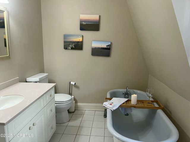 327 Woodland Avenue, Avon-by-the-sea, NJ 07717