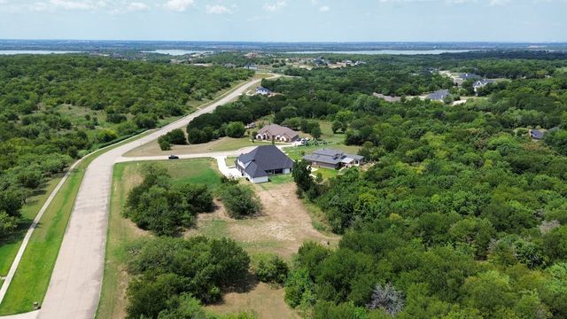 1107 Lily Court, Grand Prairie, TX 75104