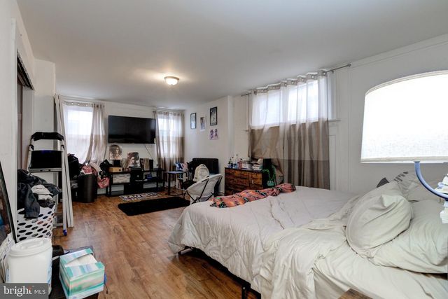 6209 CARPENTER ST, Philadelphia, PA 19143