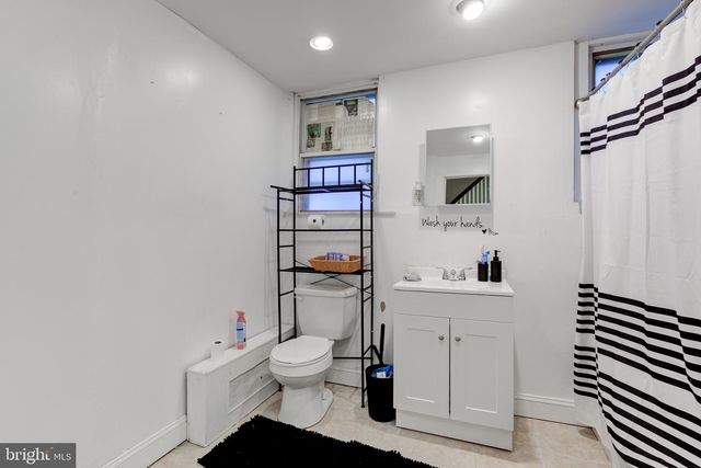 6209 CARPENTER ST, Philadelphia, PA 19143