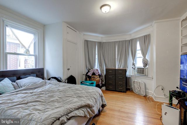 6209 CARPENTER ST, Philadelphia, PA 19143