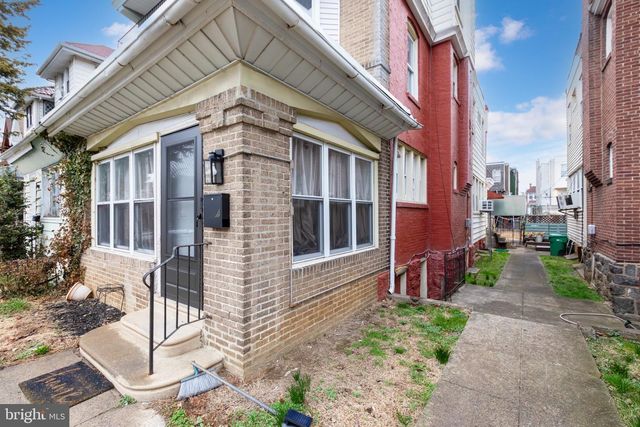 6209 CARPENTER ST, Philadelphia, PA 19143