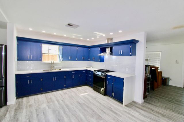 2022 Ladin Drive, Houston, TX 77039