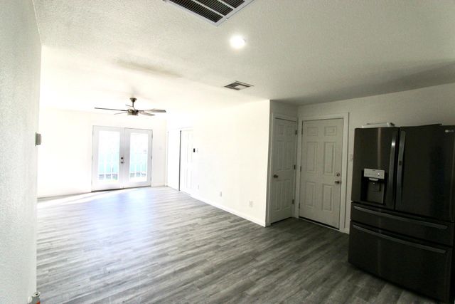 2022 Ladin Drive, Houston, TX 77039