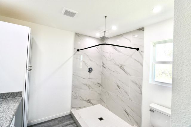 2022 Ladin Drive, Houston, TX 77039