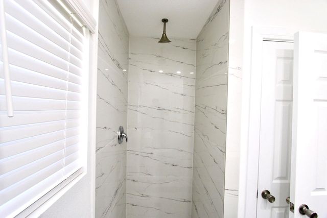 2022 Ladin Drive, Houston, TX 77039