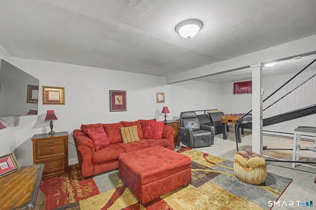 33 Lufkin Lane, Bristol, CT 06010