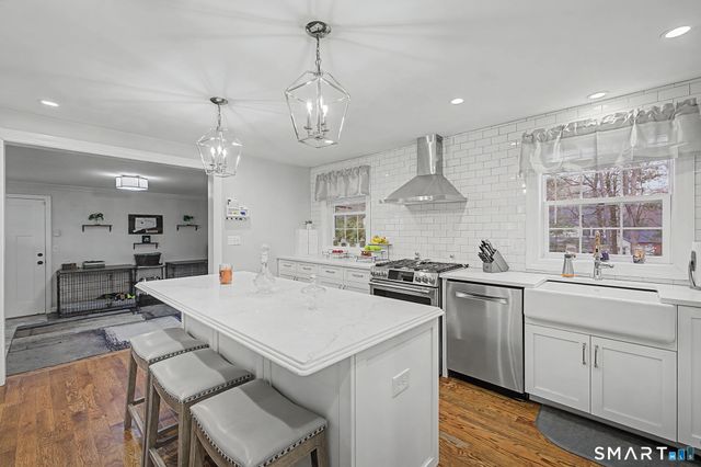 33 Lufkin Lane, Bristol, CT 06010