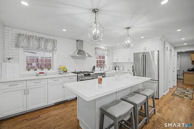 33 Lufkin Lane, Bristol, CT 06010