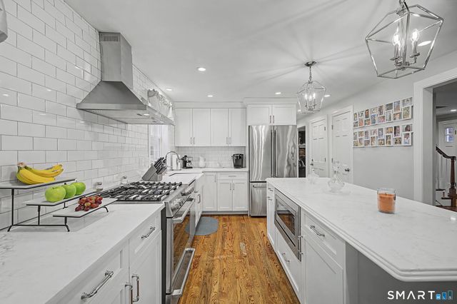 33 Lufkin Lane, Bristol, CT 06010