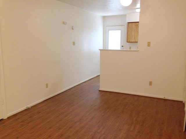1102 Welsh Avenue C, College Station, TX 77840