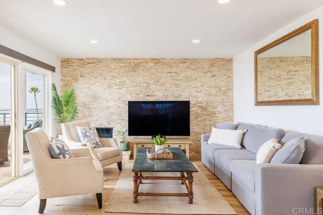 1202 PACIFIC Street 402A, Oceanside, CA 92054