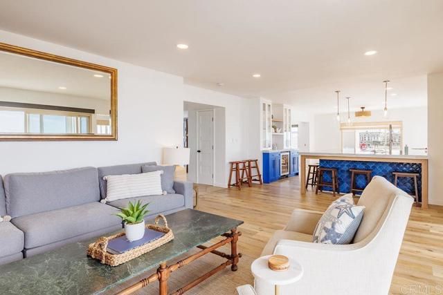 1202 PACIFIC Street 402A, Oceanside, CA 92054