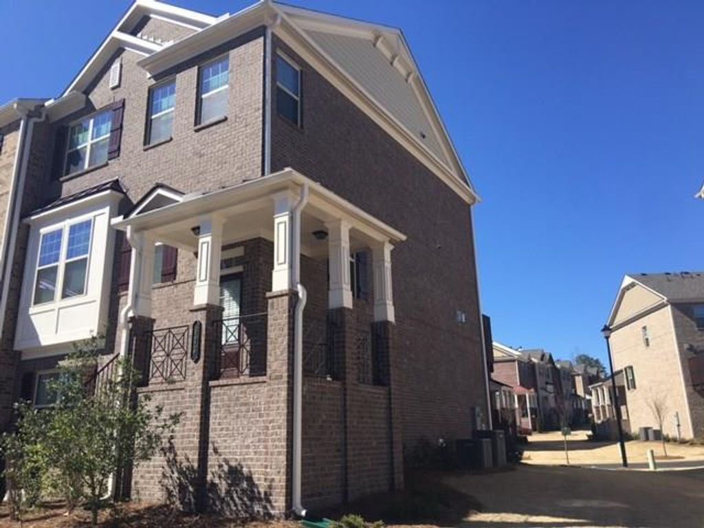 828 Ivy Vine Way, Milton, GA 30004