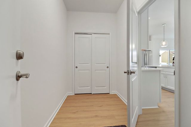 2822 Jackson Drive, Arlington Heights, IL 60004