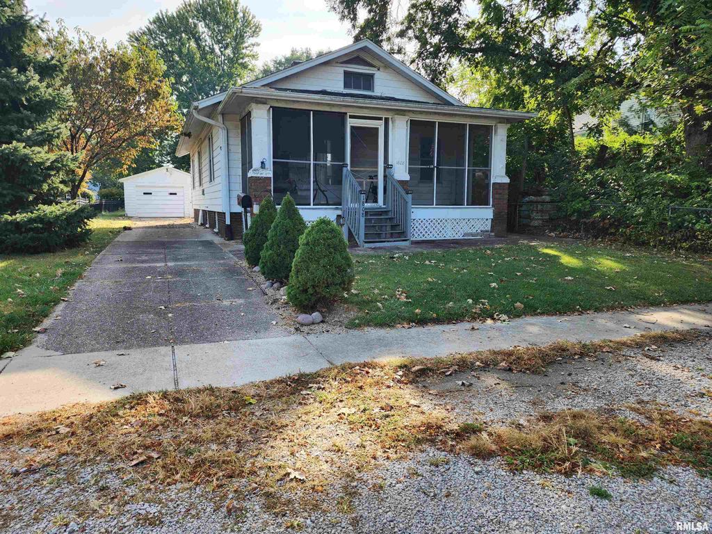 1808 N 7TH Street, Springfield, IL 62702