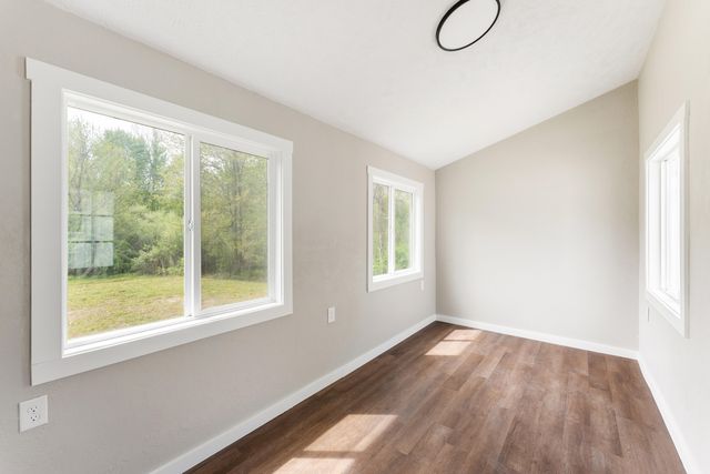 5684 142nd Avenue, Holland, MI 49423