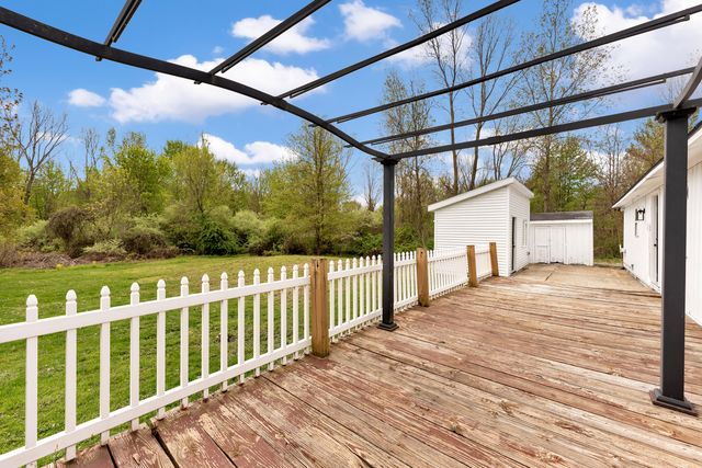 5684 142nd Avenue, Holland, MI 49423