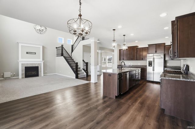 377 Carrara Cove, Fort Wayne, IN 46845