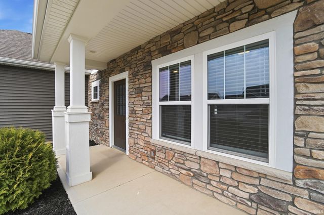 377 Carrara Cove, Fort Wayne, IN 46845