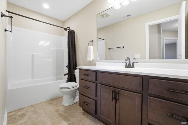 377 Carrara Cove, Fort Wayne, IN 46845