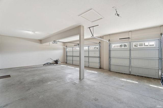 377 Carrara Cove, Fort Wayne, IN 46845