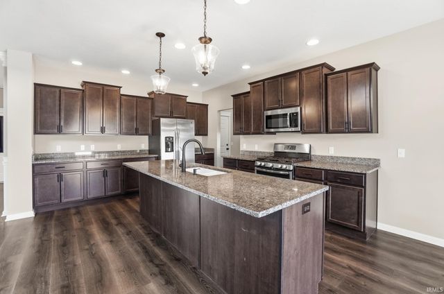 377 Carrara Cove, Fort Wayne, IN 46845