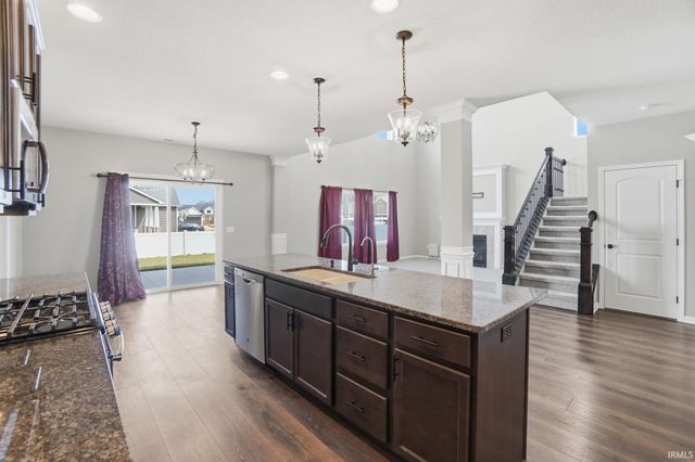 377 Carrara Cove, Fort Wayne, IN 46845