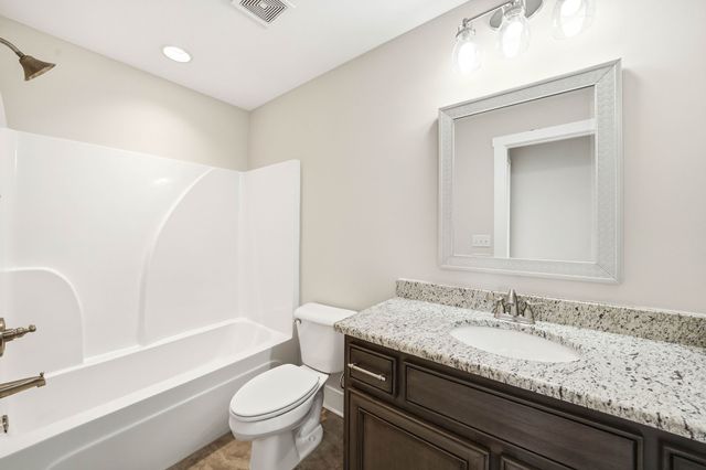 1210 Piper Glen Rd, Smyrna, TN 37167