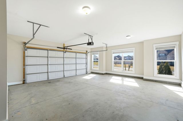 1210 Piper Glen Rd, Smyrna, TN 37167