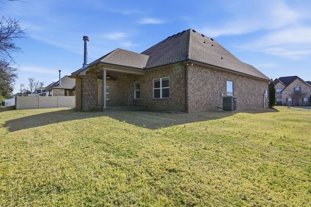 1210 Piper Glen Rd, Smyrna, TN 37167