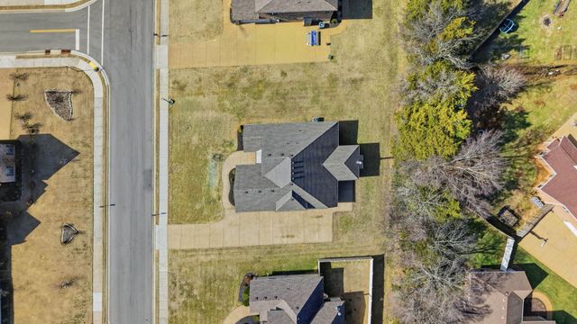 1210 Piper Glen Rd, Smyrna, TN 37167