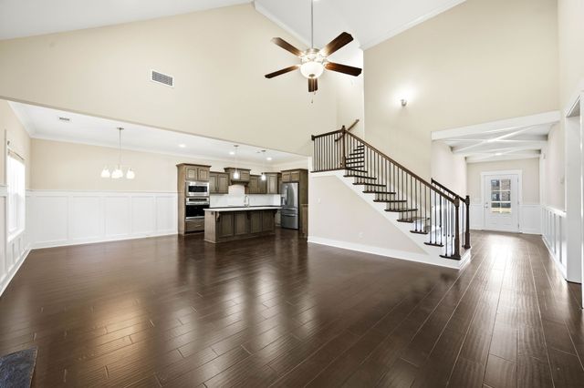 1210 Piper Glen Rd, Smyrna, TN 37167