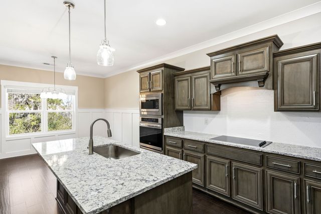 1210 Piper Glen Rd, Smyrna, TN 37167