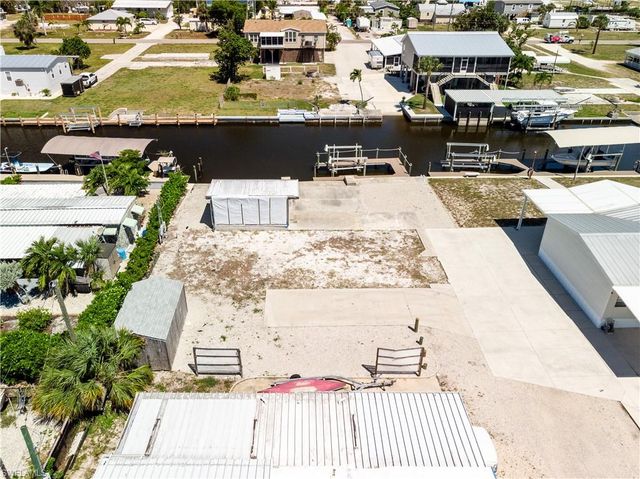 5150 Sandpiper DR, St. James City, FL 33956