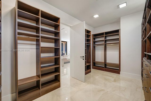 3611 NW 100th Ave, Cooper City, FL 33024