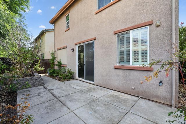 1203 Landmark Cir, Lincoln, CA 95648