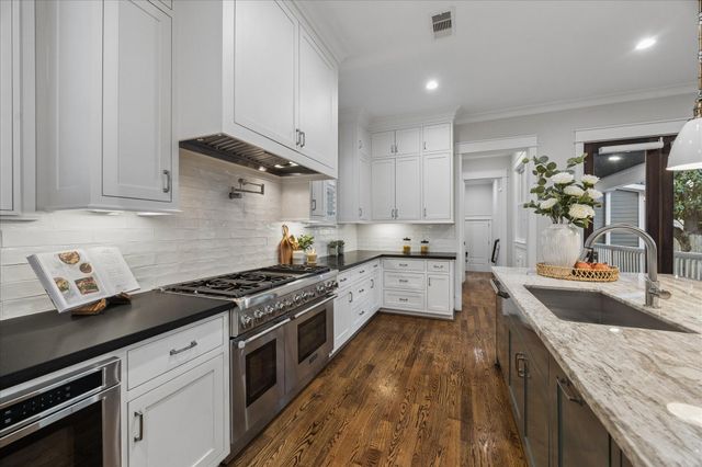 517 E 25th Street, Houston, TX 77008