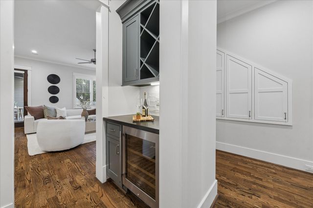 517 E 25th Street, Houston, TX 77008