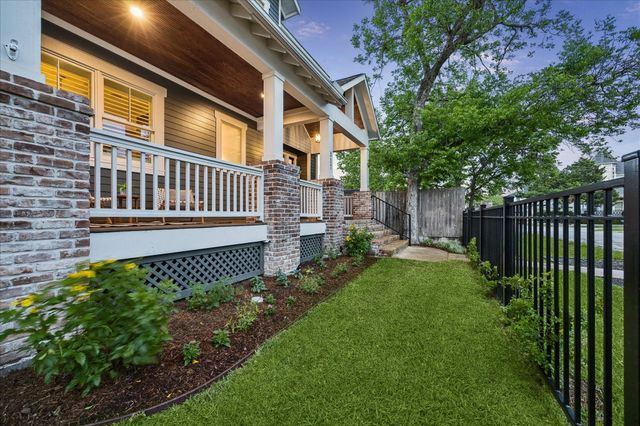 517 E 25th Street, Houston, TX 77008