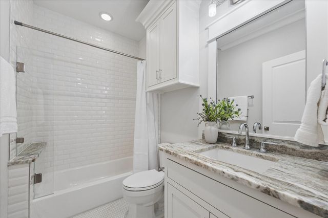 517 E 25th Street, Houston, TX 77008