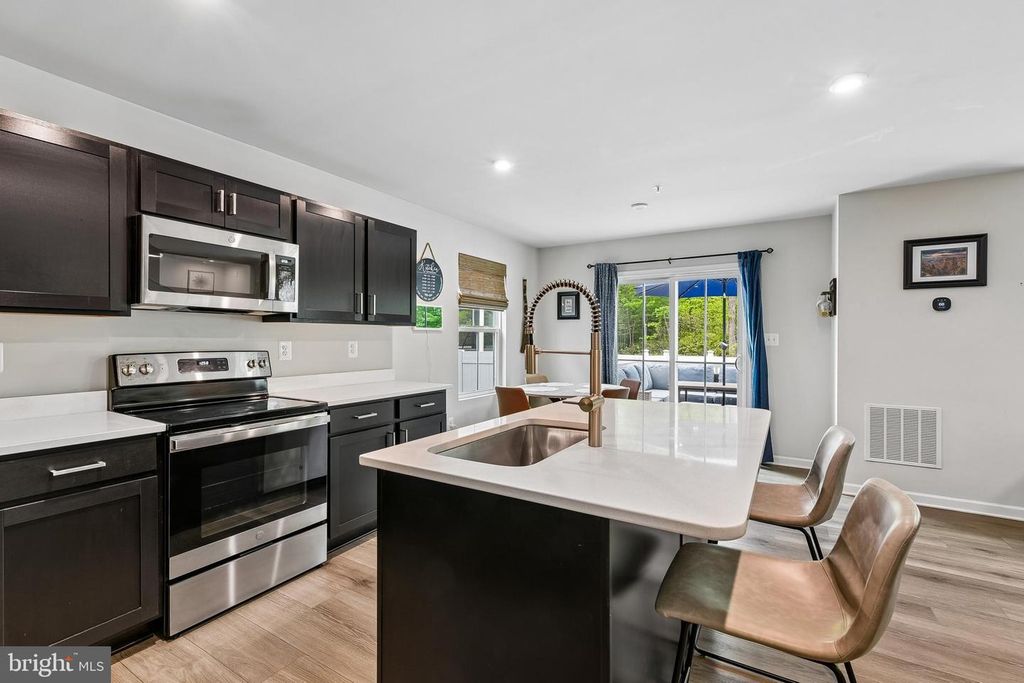 Image 15 of property listing at 11 TEATREE LN, Elkton, MD 21921