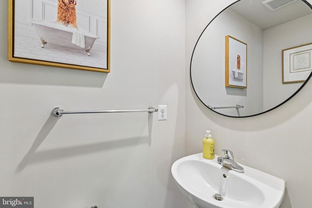 Image 21 of property listing at 11 TEATREE LN, Elkton, MD 21921