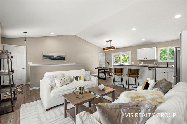 4639 Pine Hollow Road, Muskegon, MI 49442