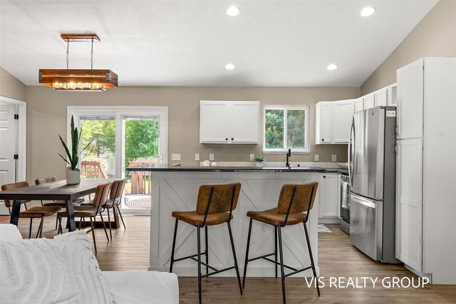 4639 Pine Hollow Road, Muskegon, MI 49442