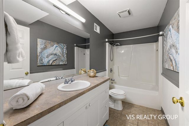 4639 Pine Hollow Road, Muskegon, MI 49442