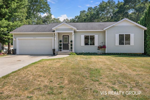 4639 Pine Hollow Road, Muskegon, MI 49442