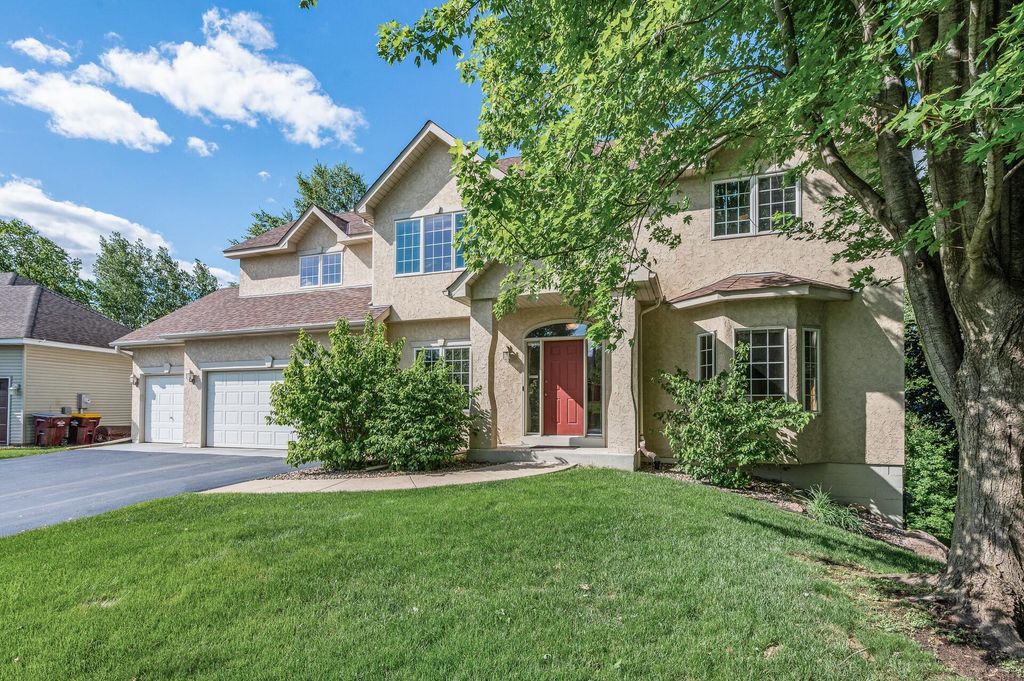 505 Chapel Court, Eagan, MN 55121