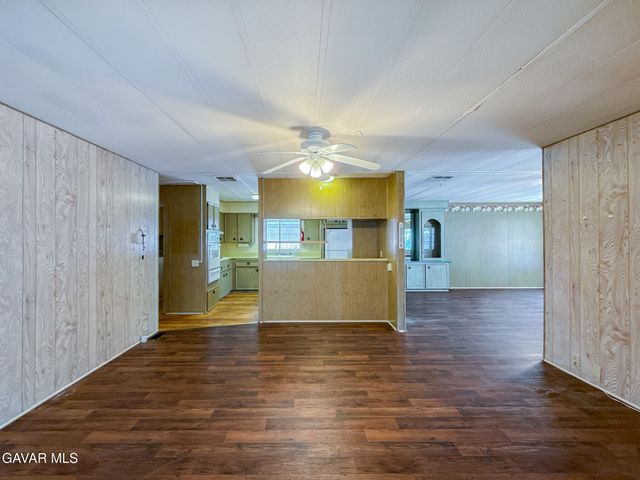 2550 E Avenue I Spc 40, Lancaster, CA 93535